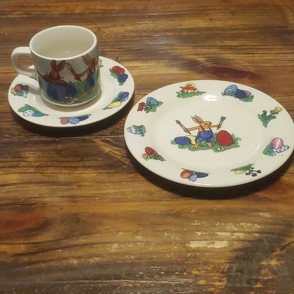 𝅺IGG Easter China Teacup, Saucer & Plate - Picture 1 of 8
